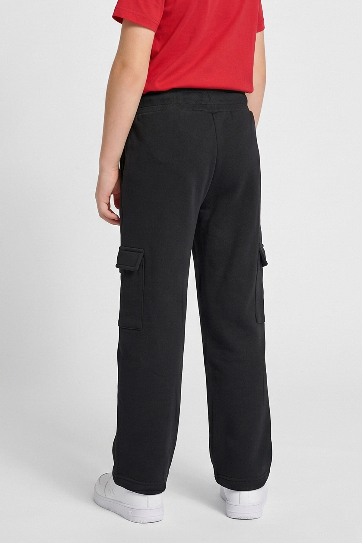 Çocuk Siyah AJOSE ÇOCUK EŞOFMAN ALTI 932300-2001 | hummel