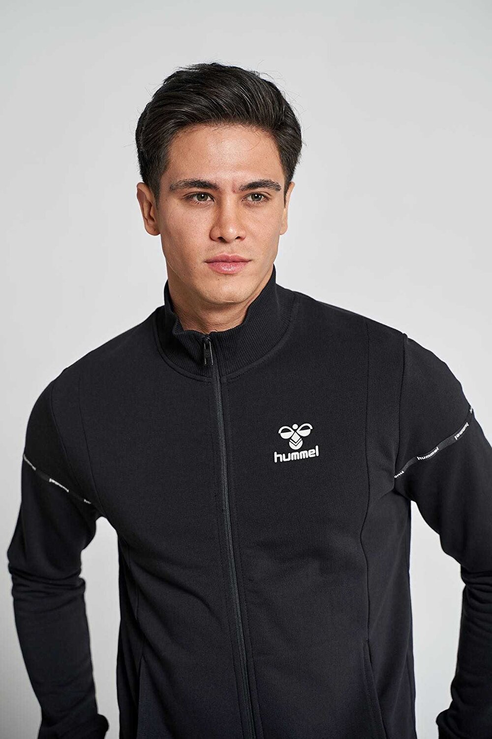 Melamous Fermuarli Sweatshirt Erkek Tum Urunler Hummel