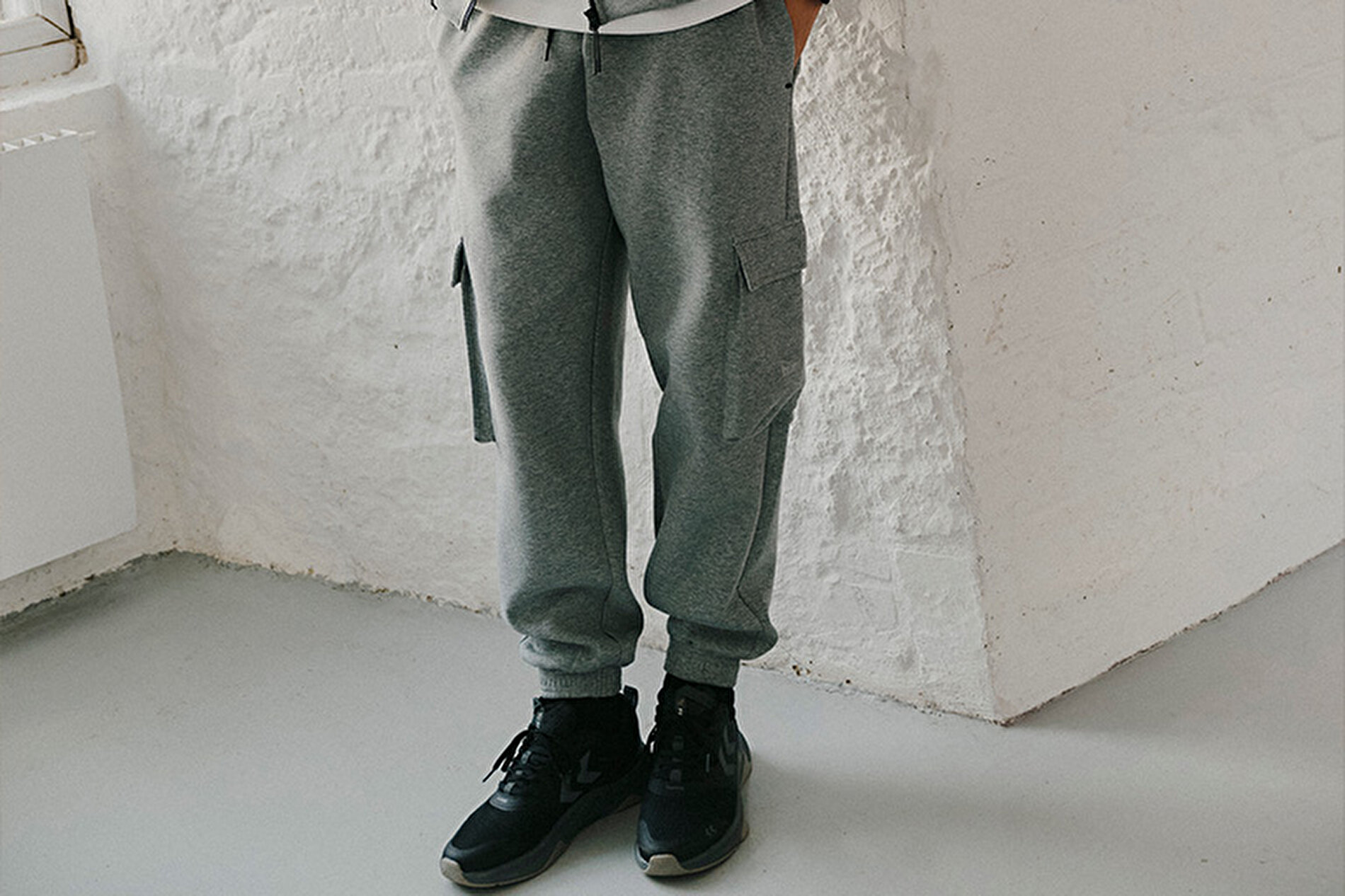 Yüksek Bel Eşofman Altı Arayanlar Buraya: En Çok Tercih Edilen Marka ve Kombin Önerileri